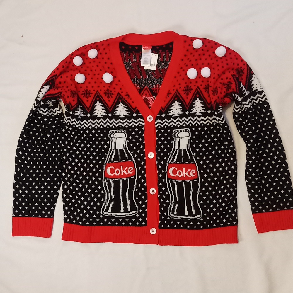 Woman's NWT coca cola sweater size XL